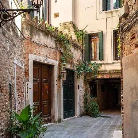 Ca' Dei Zogatoli Apartment