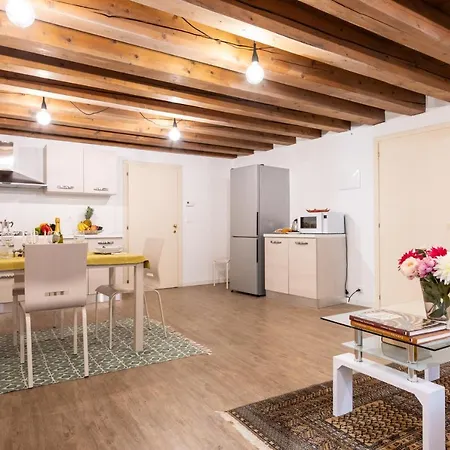 公寓 Ca' Dei Zogatoli *