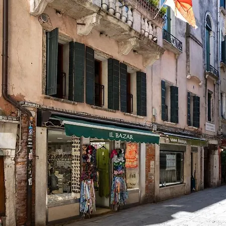 Ca' Dei Zogatoli شقة